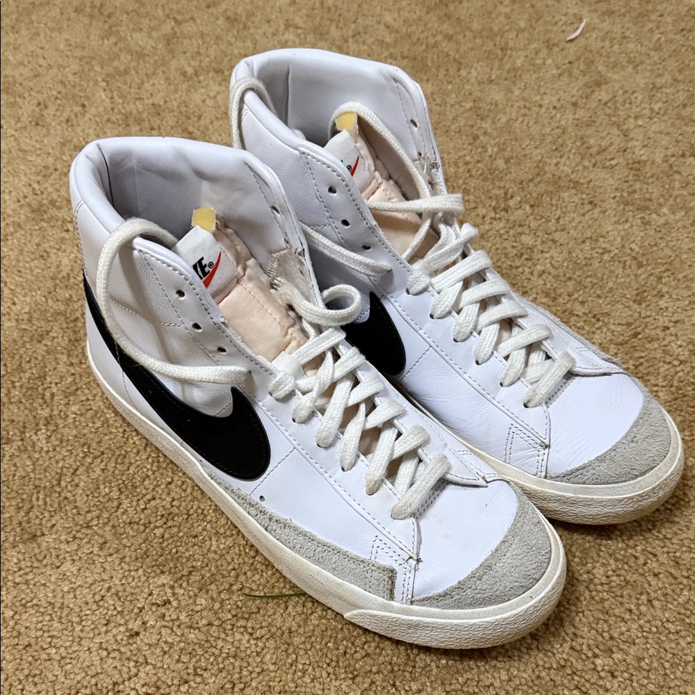 Nike White and Black blazers size 10